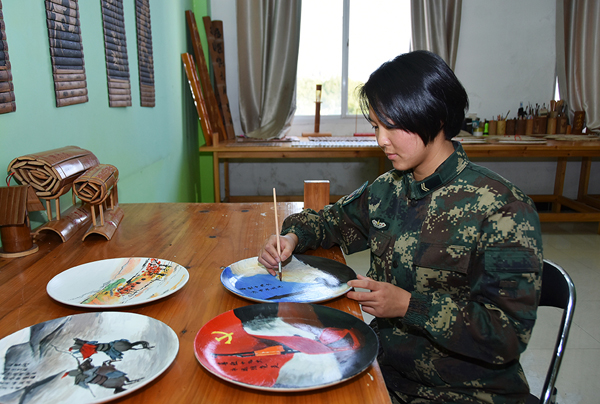 【黨的十九大精神進軍營】風雨礪劍！火箭兵枕戈待旦只為導彈騰飛