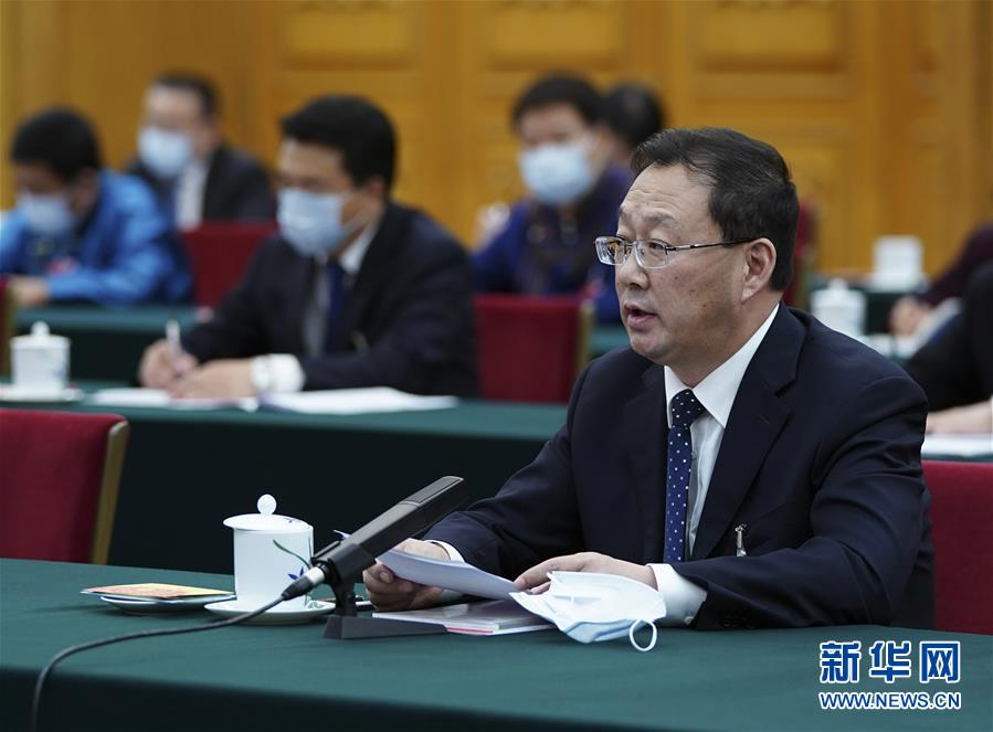 （新華全媒頭條·圖文互動）（9）從人民中汲取磅礴力量——習(xí)近平總書記同出席2020年全國兩會人大代表、政協(xié)委員共商國是紀實